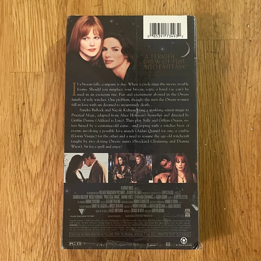 Practical Magic VHS ⬇️ - Picture 2 of 3